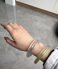 180��İױ������ˣ��б����޵�