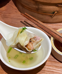 �����Ѱ����ĵص��Ϻ�С����������ʵ���üë