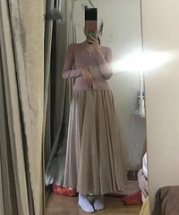 这身搭配很丑吗?把这身穿搭发给我妈看,结果她说丑死了
