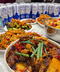 ����һ��ʳ�����˶���