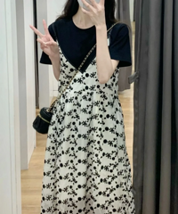 这一套小碎花裙真的好乖呀!黑白甜酷yyds!!还超级显瘦