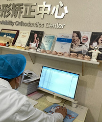 С��ɷ���������¬����һ��������ôæ������ҽ��