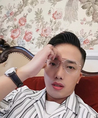 88年172CM的天蝎座海归硕士征婚,年收入40~50万