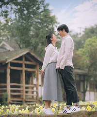 跟队友相识于购物狂18年青年节,21年5月4号我们办了婚礼