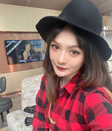88年172CM文职小姐姐征婚,2只猫