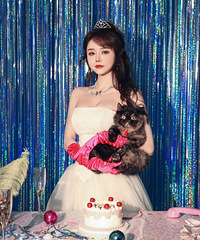 带上主子拍个美美的生日照