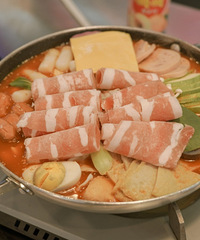 �ڹ���㳡�����ĵ�����ط����Ե��˵�һ�ٲ��ӹ�