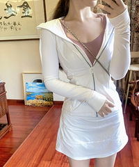 �۾���˵lululemon�洿���컨���ˣ����˼��׶�����ͷ��