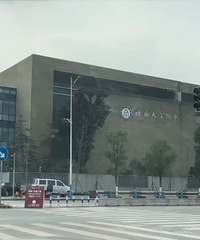 接房后立马开工,完美做到学校就在楼下