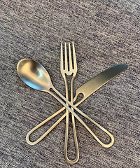 几块钱的餐具这么高级的吗?