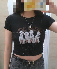 有没有人和我一样,买了辣妹紧身短上衣都不敢穿出门的?