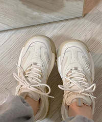 �����촩���ϵ�Ь�����ص㲻�ƽ�