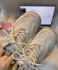 �����촩���ϵ�Ь�����ص㲻�ƽ�