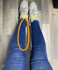 有和我一样穿紧身裤总是歪的吗?