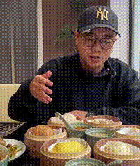 跟拍传说中白吃白喝还赚钱的博主