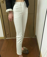ǧ���������ݵİ׿��ӣ�