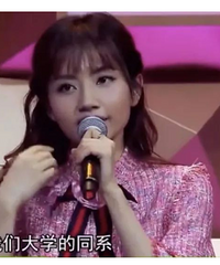 刘惜君唱歌不翻白眼了,能再红一次吗?