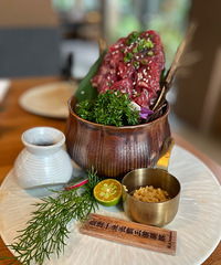 ������ζ��ͬ�ڵıƸ��⣬��Ȼ�����Ҿ�����¥��