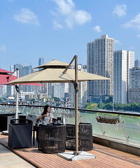 ����·�м�2000��ƽ�Ľ���spa���ɺ�����裬��ʳ������