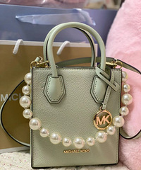 �����ǰ�æ������������Υ����