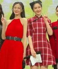 ���ǻ����µ�â��̨һ��һ����