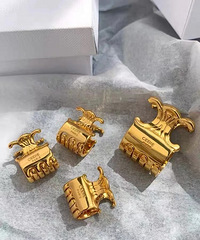 Celine������Сץ�У����忴�ĵ����ʸ�