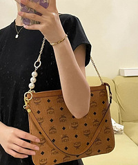 MCM��ĸ�����죬 40��Ŀ���