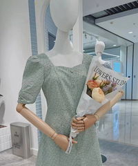 �о���ܽ�����·�Խ��Խ���ˣ�һ����װҲҪ1000��ͷ��