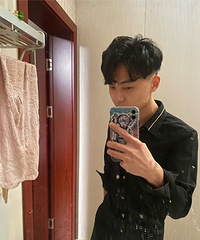 98年喜欢听歌看电影的小哥征婚,每天坚持学习半小时英语