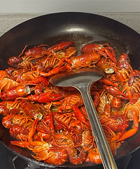 ����һ����С��Ϻʡ�͵��ؾ���ζ��һ�㲻��͹�