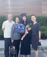 ԭ�����ӻ��и�Ů��......