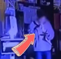 �����ԳƱ�����С����թ�����෴ת