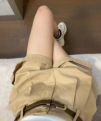 �ڵ�һ�����ͺõĿ���ɫ�ж̿�