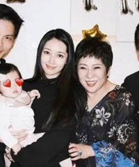 郭碧婷怀二胎了,向太透露6月生产