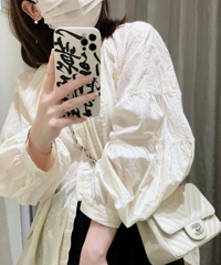 暗花太美了!整件衣服是奶油黄 非常非常衬肤色