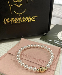 ��֪����µ������������������飬����ĺ�Բ��ÿ���