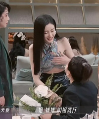 ����Ȧδ��֮�գ����찮����һ���