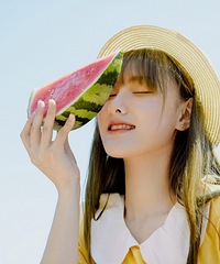 这是真正属于夏天的写真,清爽又可爱又“好吃”