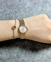 ����С�������ϸС��Ů�ıر����ļ��о����԰ף��ܾ���