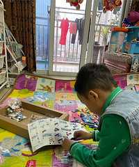 孩子第一次尝试自己拼500+小颗粒,大爱的乐高