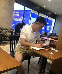 29岁181CM的医药销售小哥征婚,希望对方裸高163以上