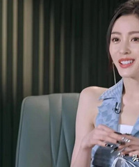 ���찮��ֱ�Ǽ磬��ӣ�ӵľ����������Ȧ��̬������ͣ��