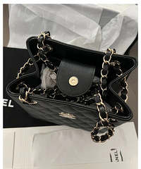 �����������ϵ�Chanel mini toteˮͰ��