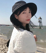 93年163CM妹子征婚,医院从事销售