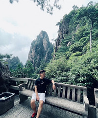 35岁的房地产营销哥子征婚,希望对方身心健康