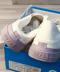 Ӧ��û�˻�ܾ���˫����Ь��