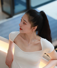 ��3�����ı��ۺ��߹Ǳǣ�����˵����Ȼ�����ǣ�����~