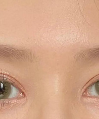 这款眼影真的绝了!看似清淡其实让眼睛变大变有神变深邃,真不错