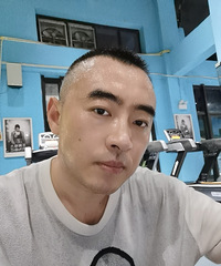 90年180CM的外企哥子征婚,希望对方身高160以上