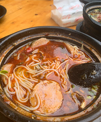 ���������������ֺ����ߣ���һ���ӡ����